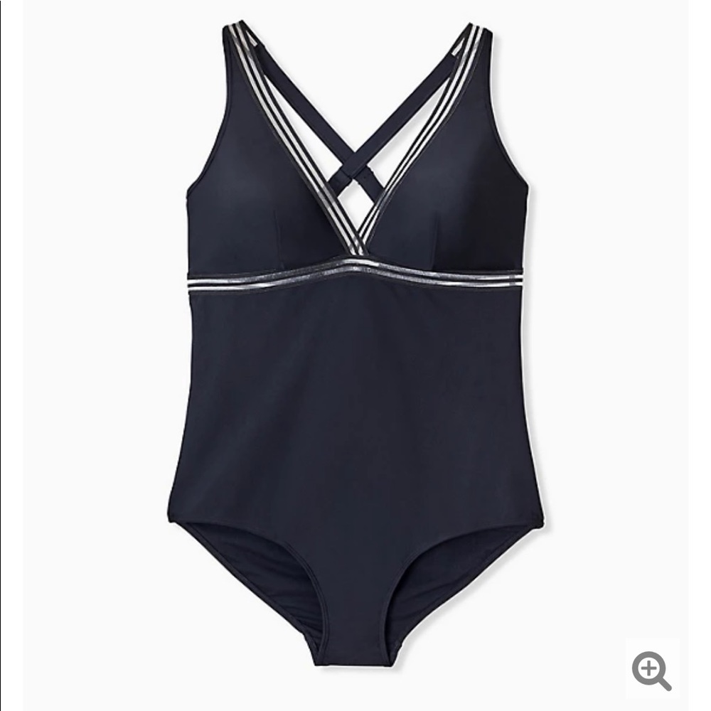 NWT Torrid bathing suit plus (final price)